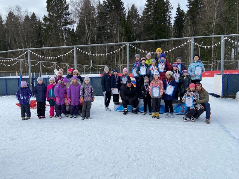    На старт в Молодёжном вышли более 70 лыжников