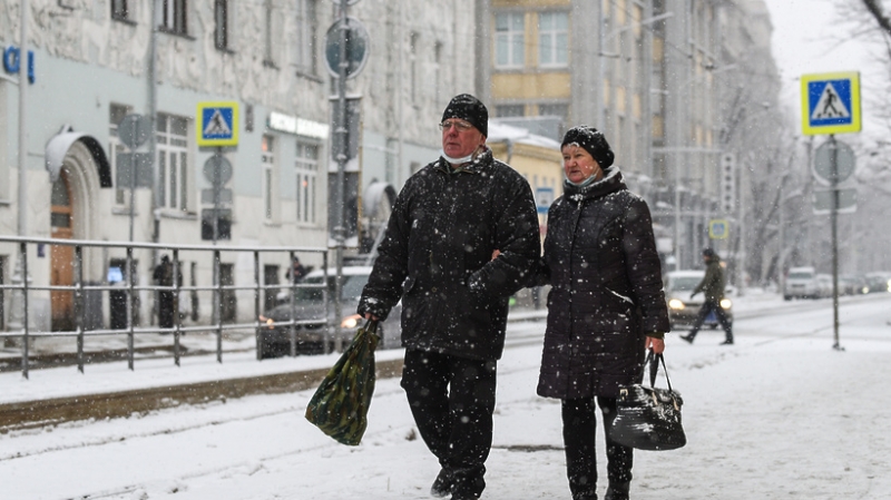 Слабый снег и около 0 градусов ожидается в Московском регионе в пятницу