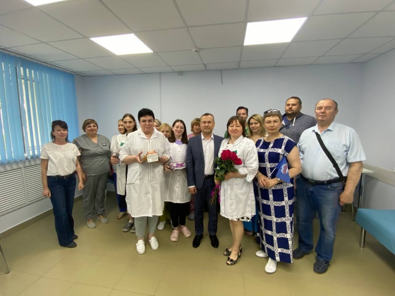 Андрей Воробьев поздравил с Днем медицинского работника