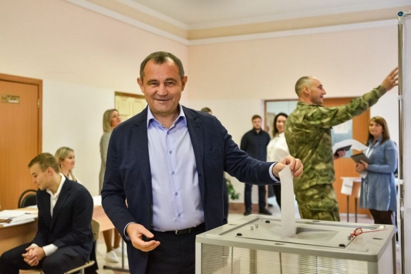 Председатель Мособлдумы Игорь Брынцалов проголосовал на выборах в Подмосковье