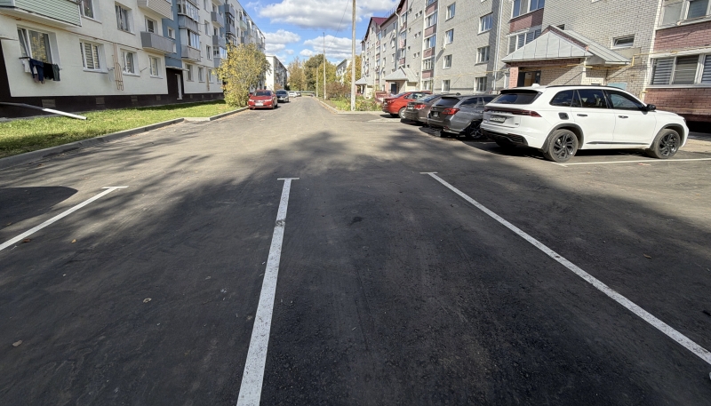 Комплексное благоустройство дворовой территории на террритории Молодёжного в 2026 году выполнено