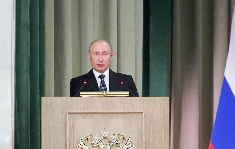 Президент РФ Путин призвал решить проблему необоснованного роста тарифов на ЖКХ в РФ