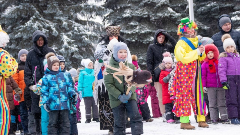 Свыше 10 тыс. человек стали посетителями парков на открытии зимнего сезона в Подмосковье
