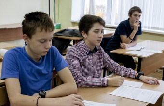 Школьники Московской области в новом учебном году будут заниматься очно