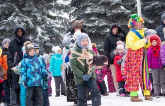 Свыше 10 тыс. человек стали посетителями парков на открытии зимнего сезона в Подмосковье